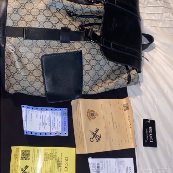 gucci bag - Picture 2 of 4